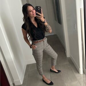 Meet your Posher, Toni